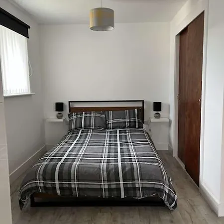 Lovely One Bed, Open Plan Studio Apartment. Culloden Extérieur photo